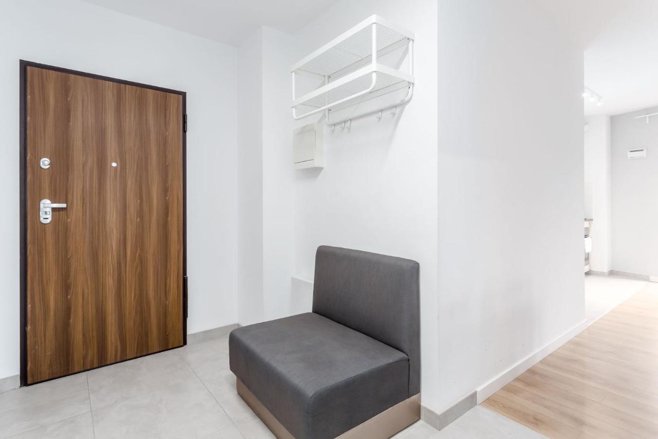 Chill Apartments Marywilska Warsaw Exterior photo