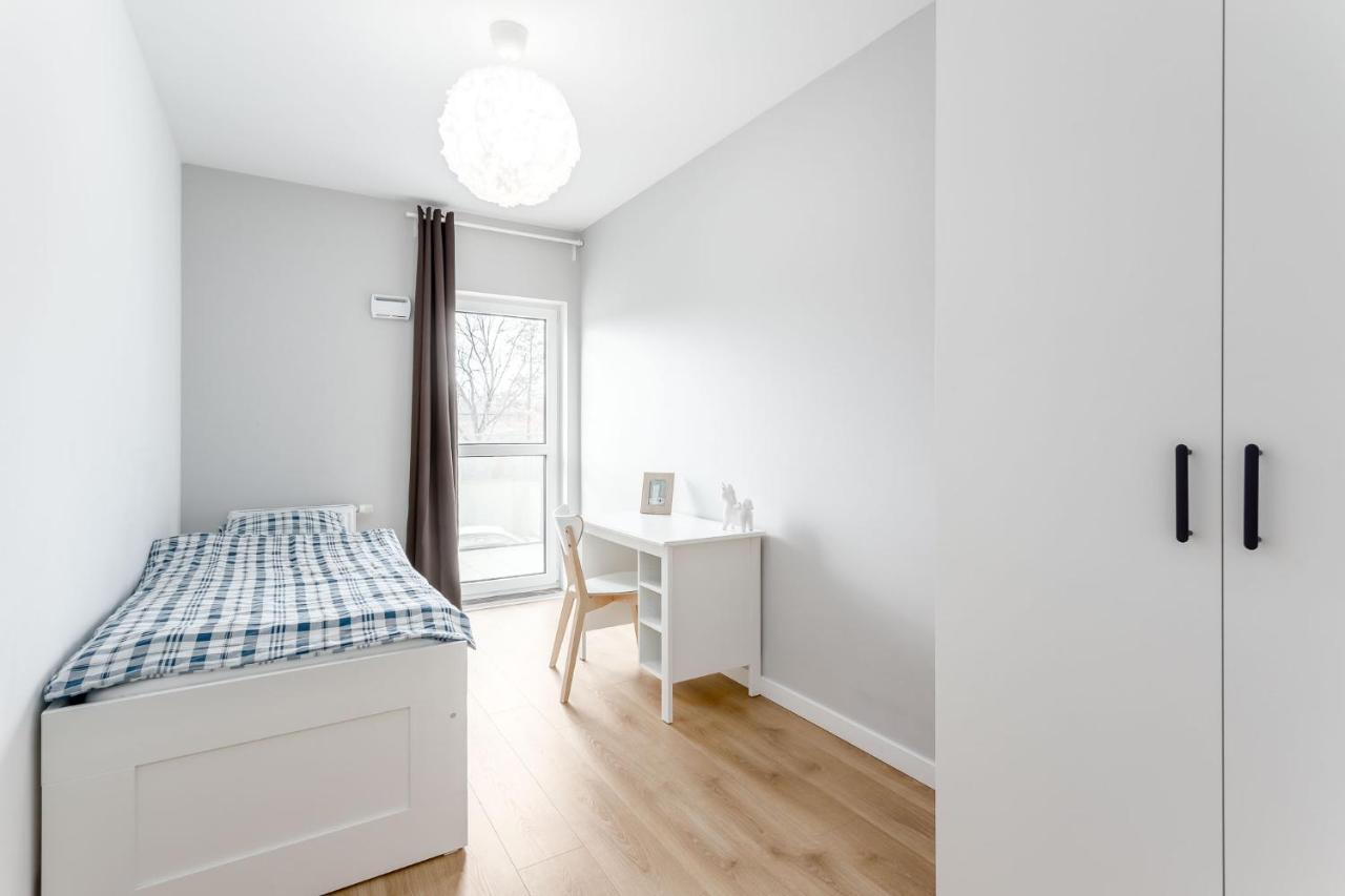 Chill Apartments Marywilska Warsaw Exterior photo