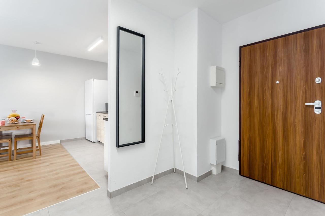 Chill Apartments Marywilska Warsaw Exterior photo