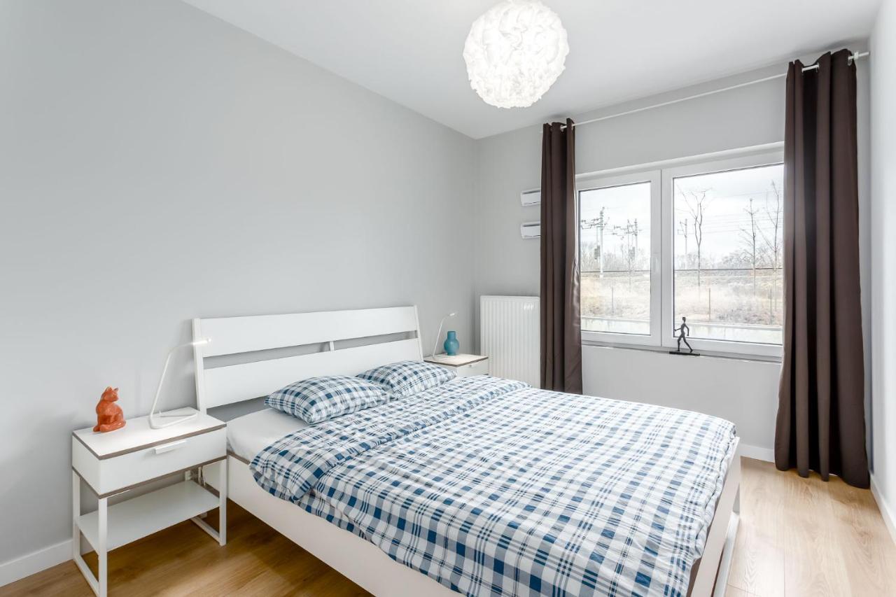 Chill Apartments Marywilska Warsaw Exterior photo